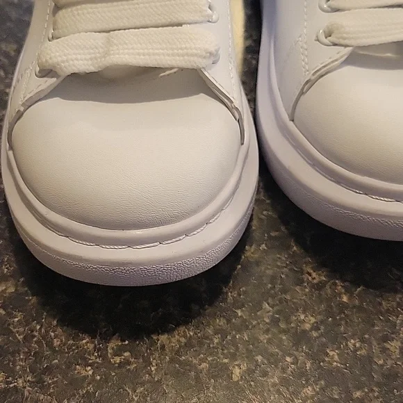 ALEXANDER McQUEEN SIZE ER 39 US 7.5 WHITE&BLACKAUTHENTIC